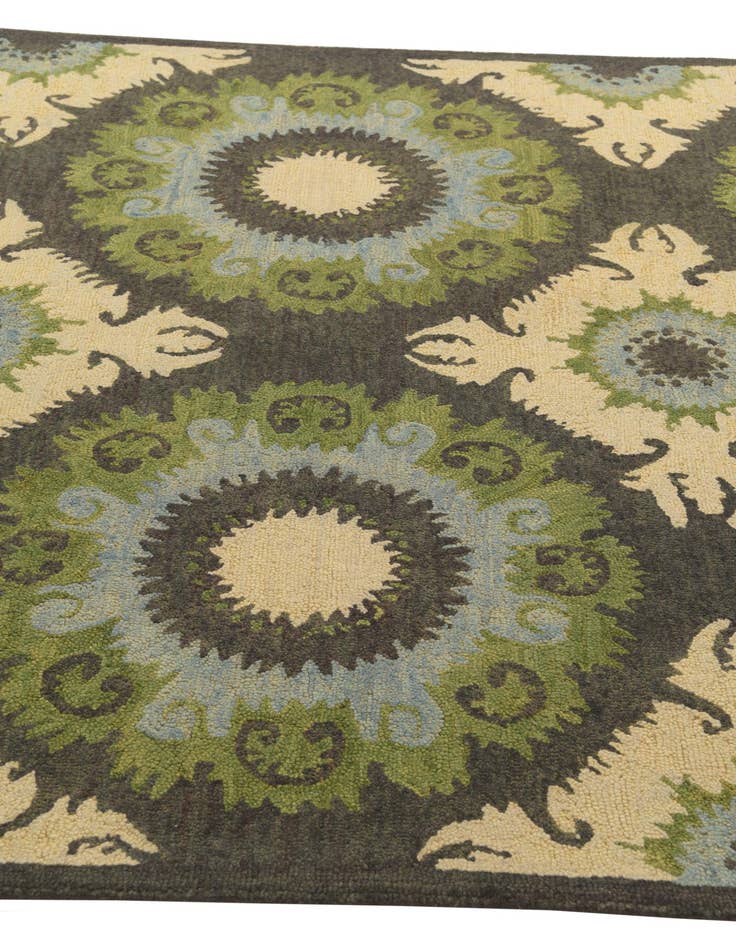 Detail image of  5' 1 x 8' Luna Wool Rug