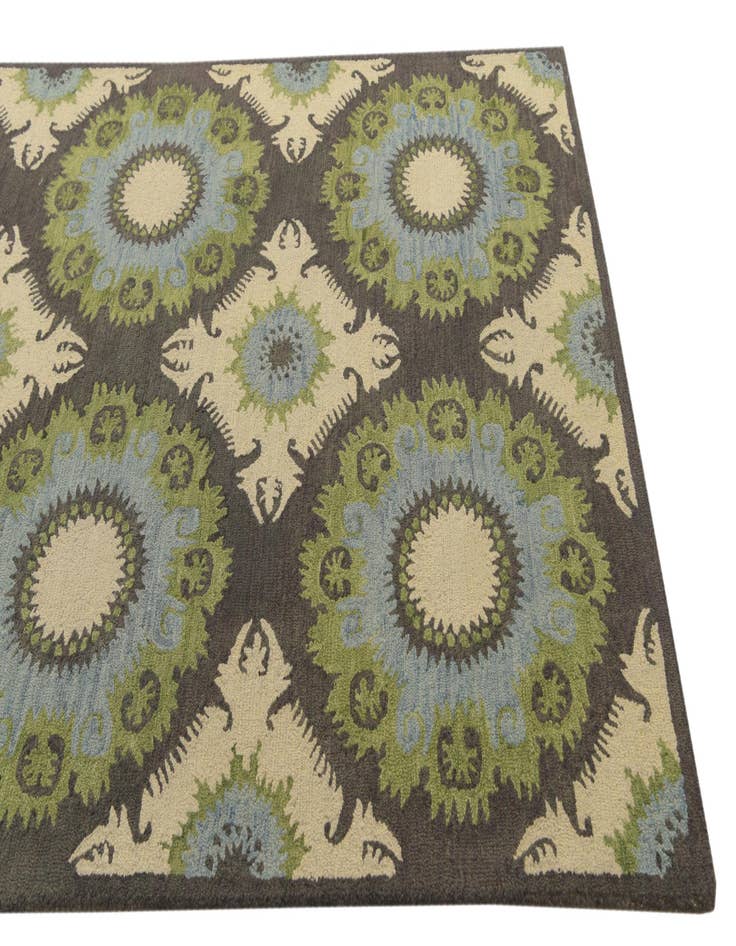 Detail image of  5' 1 x 8' Luna Wool Rug