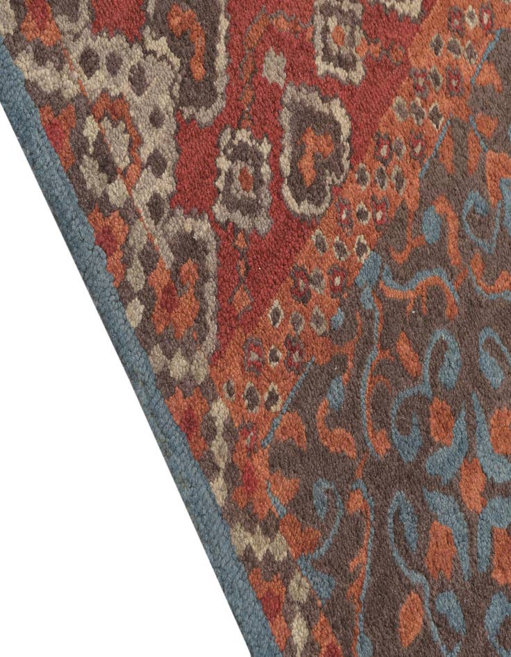 Detail image of  5' x 8' Luna Wool Rug