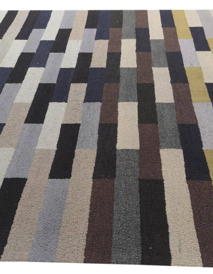 Detail image of  8' 1 x 10' 1 Luna Wool Rug
