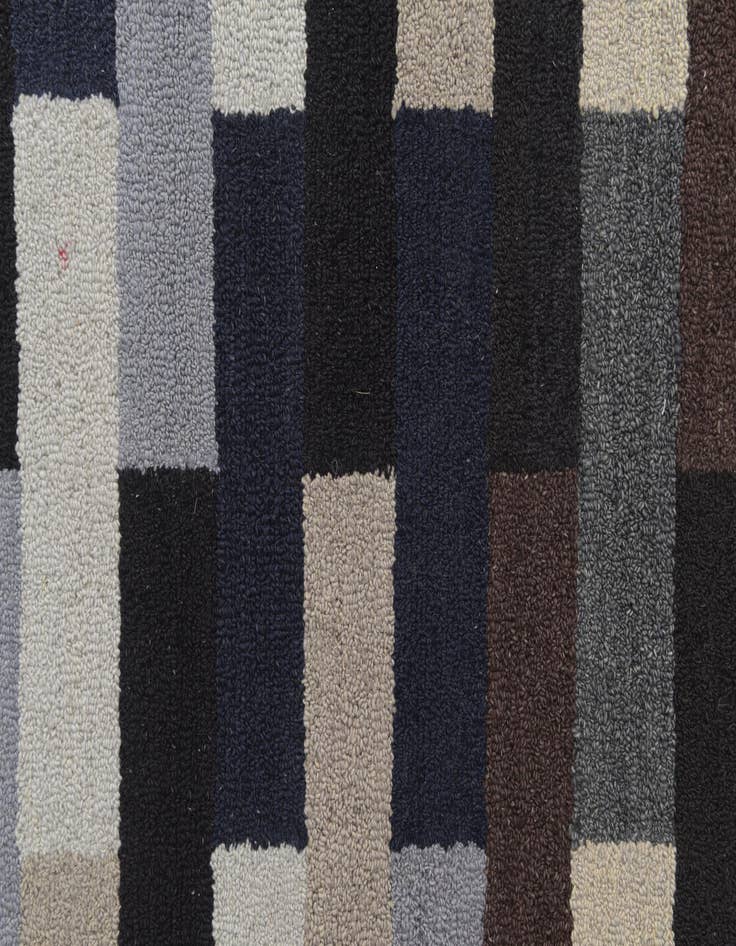 Detail image of  8' 1 x 10' 1 Luna Wool Rug