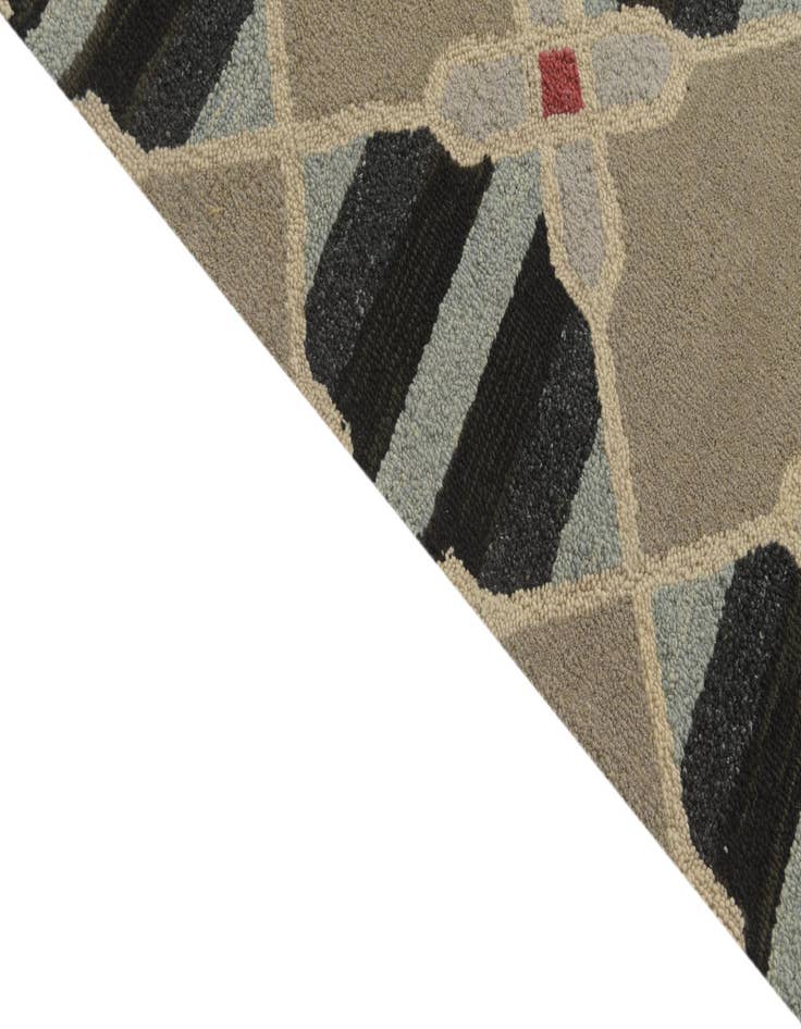 Detail image of 8' x 10' 1 Luna Wool Rug