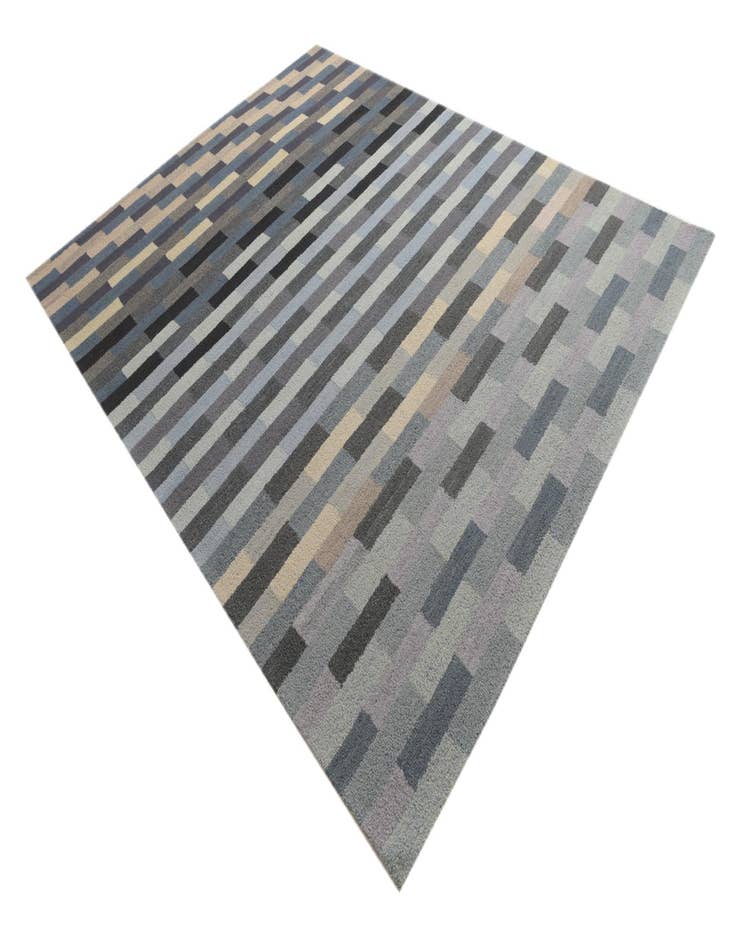 Detail image of  8' x 10' 1 Luna Wool Rug