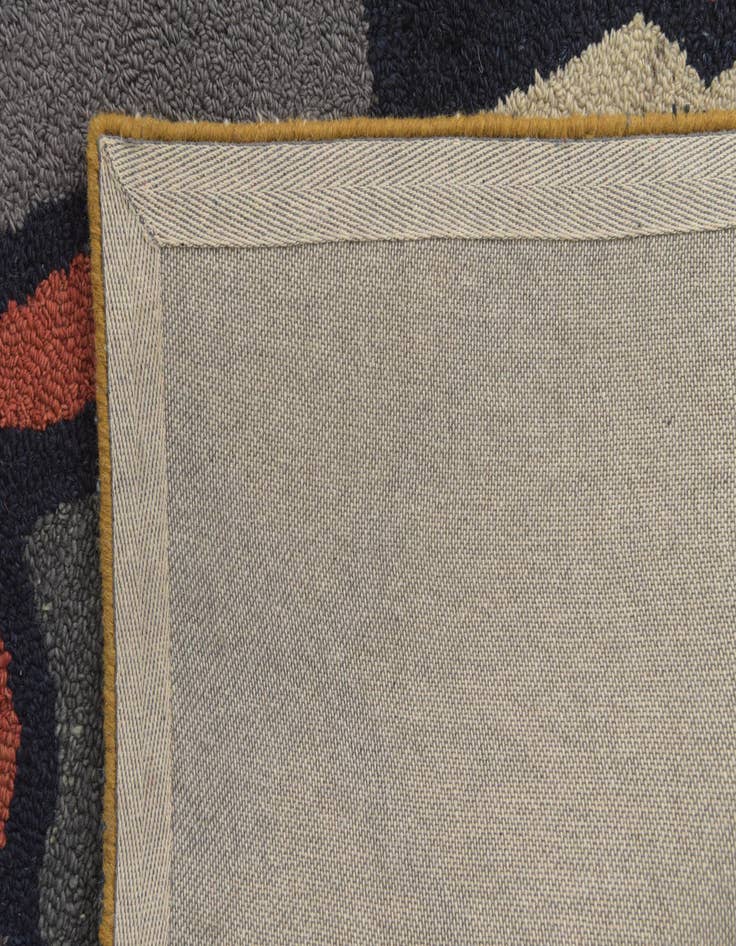 Detail image of  8' x 10' 1 Luna Wool Rug