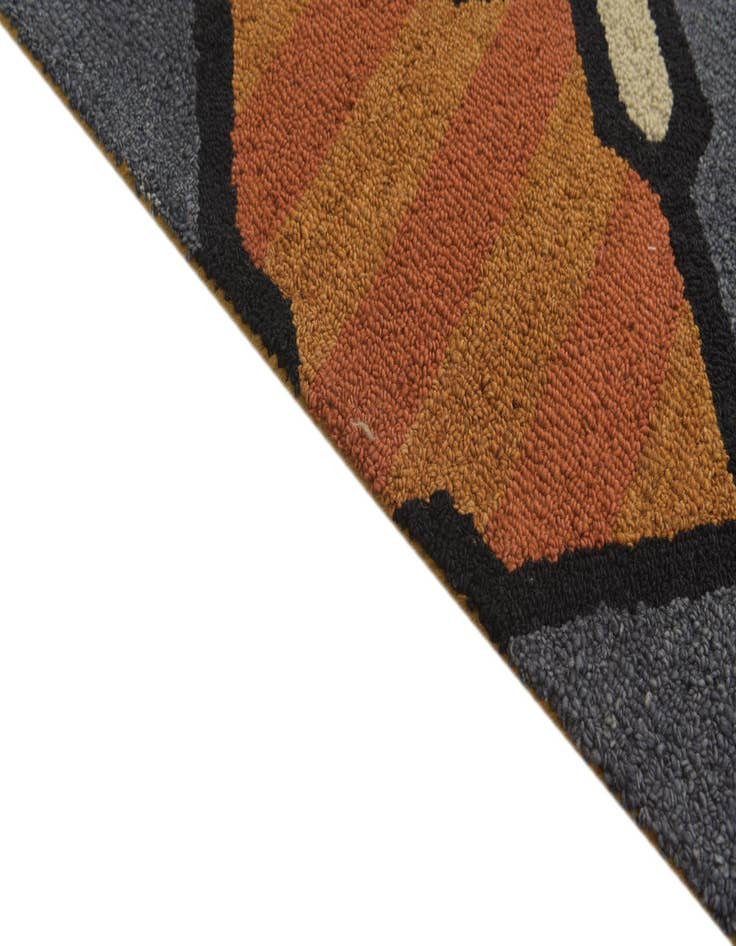 Detail image of  8' x 10' 1 Luna Wool Rug