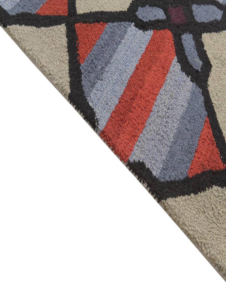 Detail image of  8' x 10' Luna Wool Rug