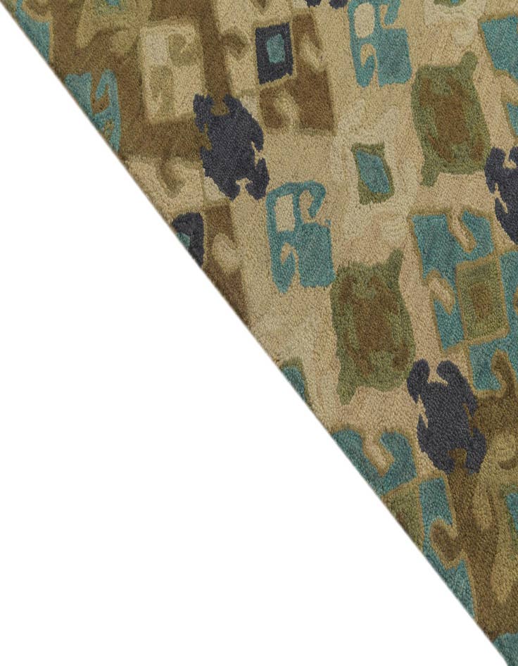 Detail image of  8' x 10' Luna Wool Rug