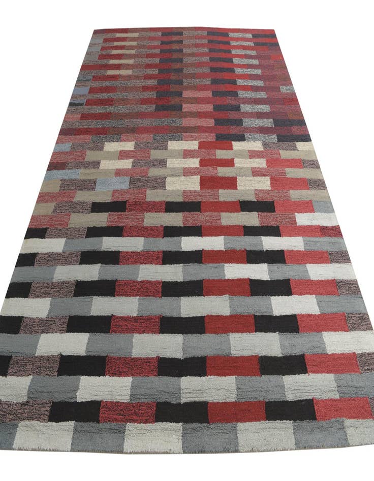 Detail image of  8' x 10' Luna Wool Rug