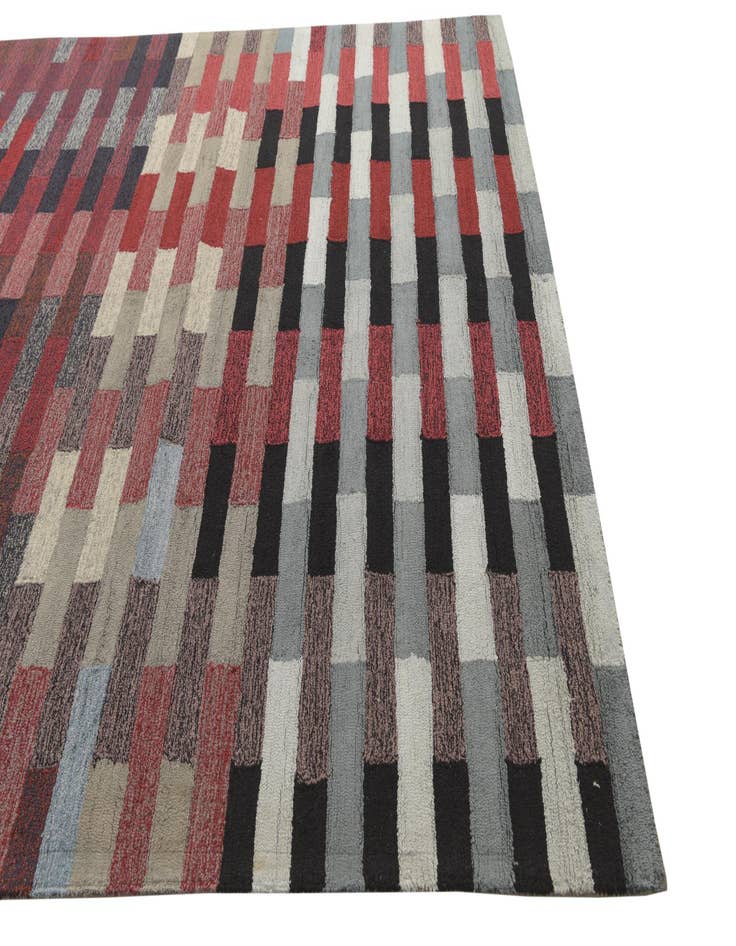 Detail image of  8' x 10' Luna Wool Rug