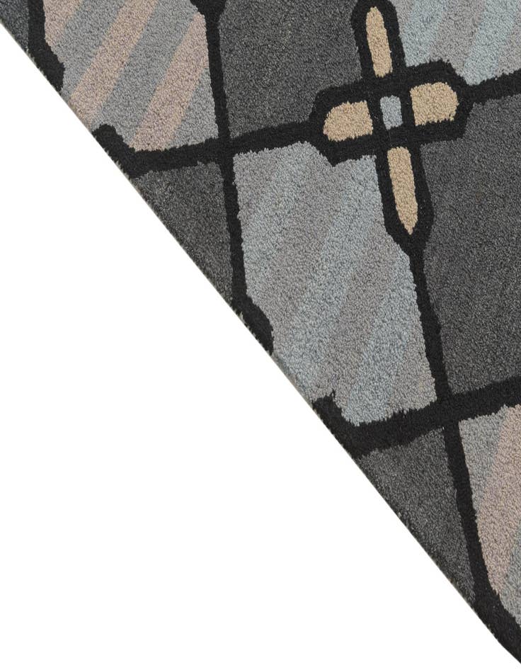 Detail image of 8' x 10' 1 Luna Wool Rug