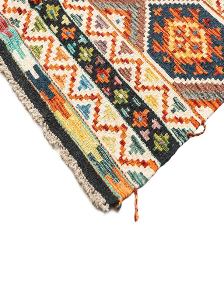 Detail image of  4' x 5' 9  Hand Knotted Marok Kilim Rug
