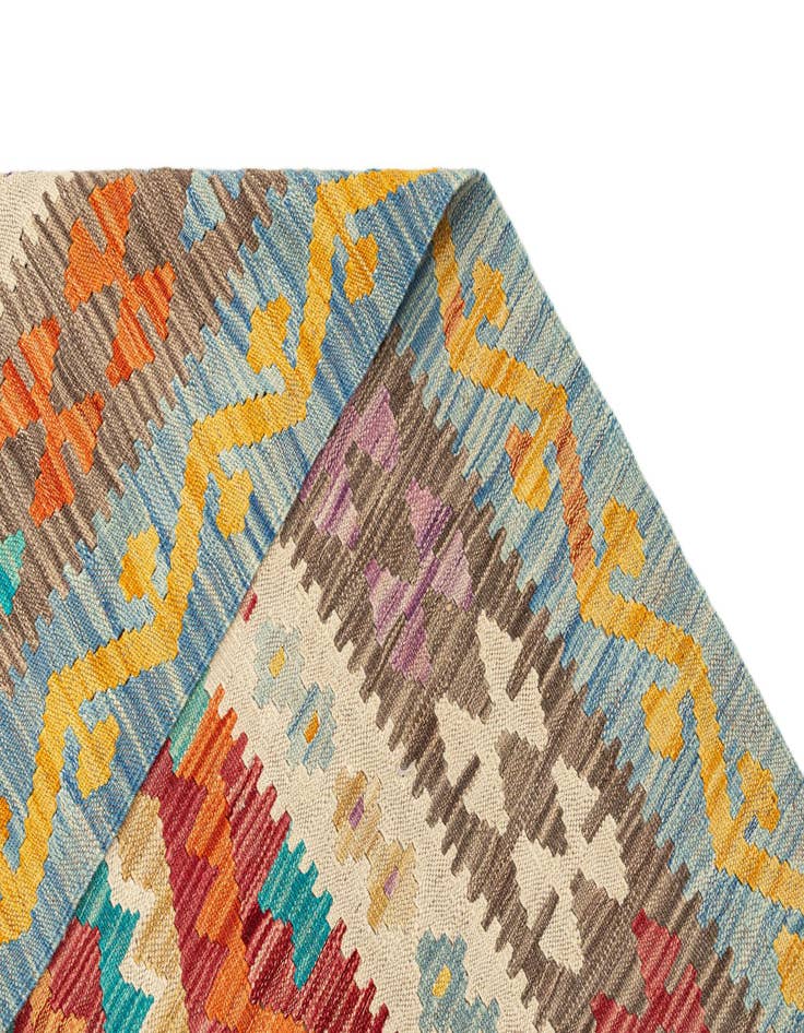 Detail image of  6' 6 x 9' 7  Hand Knotted Marok Kilim Rug