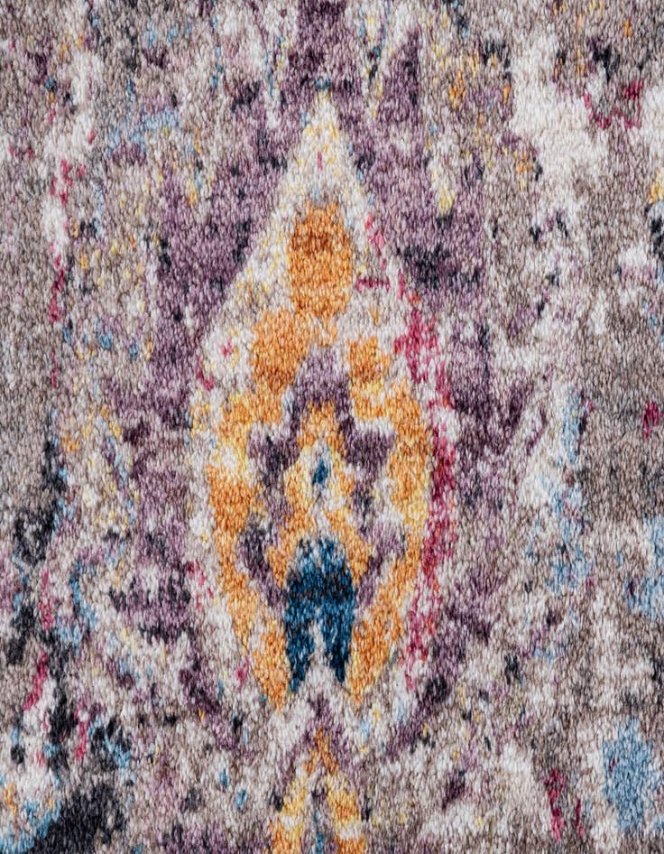 Detail image of  5' 3 x 7' 7 Mesa Rug