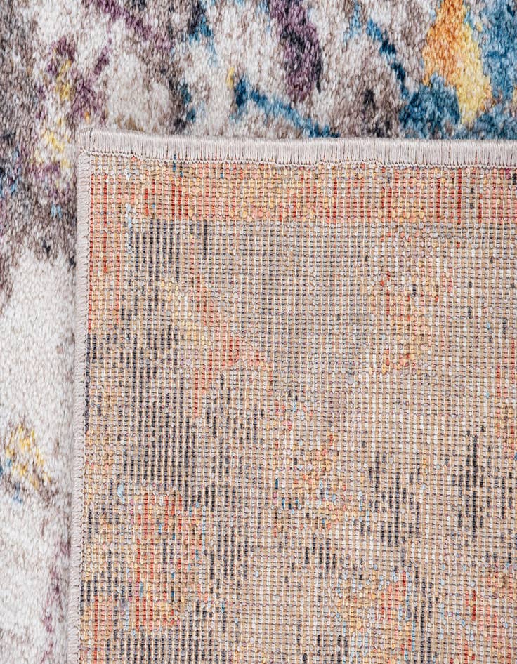 Detail image of  5' 3 x 7' 7 Mesa Rug