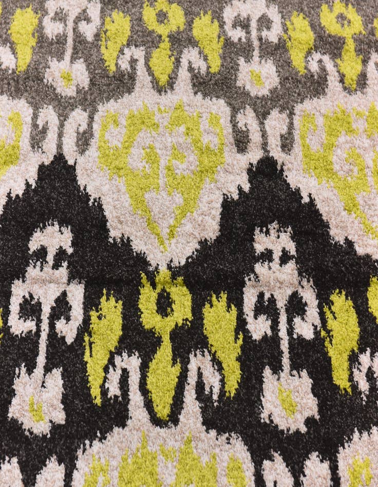 Detail image of  5' x 7' 6 Midas Frieze Rug