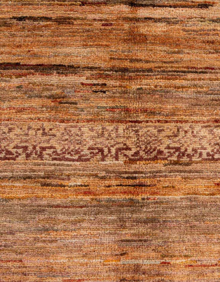 Detail image of  4' 10 x 6' 5  Hand Knotted Modern Ziegler Rug
