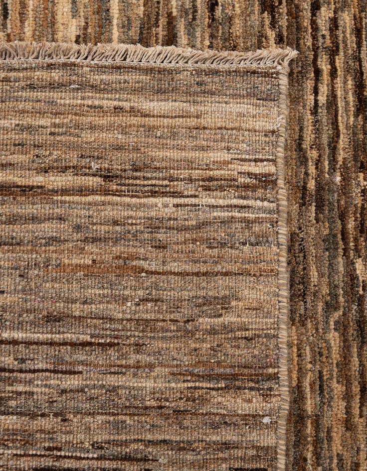 Detail image of  6' 5 x 9' 7  Hand Knotted Modern Ziegler Wool Rug