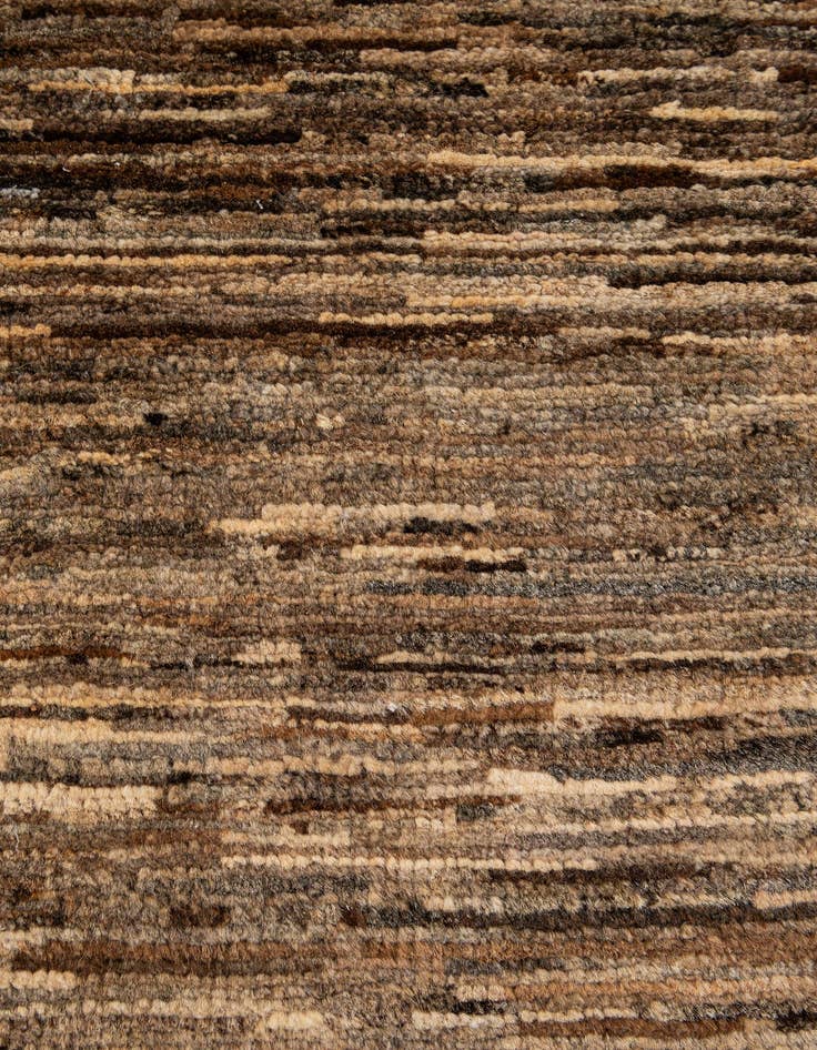 Detail image of  6' 5 x 9' 7  Hand Knotted Modern Ziegler Wool Rug