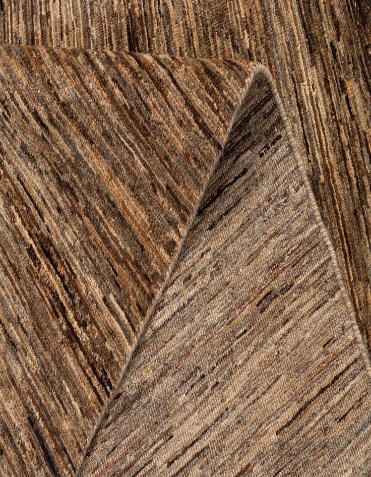 Detail image of  6' 5 x 9' 7  Hand Knotted Modern Ziegler Wool Rug