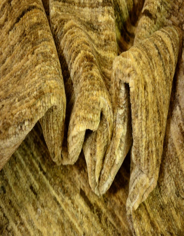 Detail image of  4' 9 x 6' 7  Hand Knotted Modern Ziegler Oriental Rug