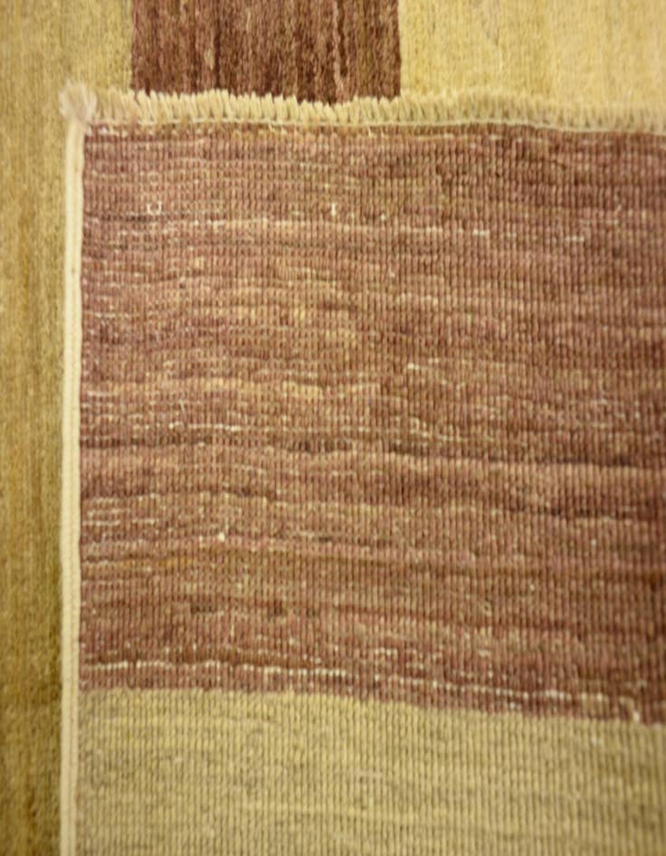 Detail image of  4' 9 x 6' 3  Hand Knotted Modern Ziegler Oriental Rug