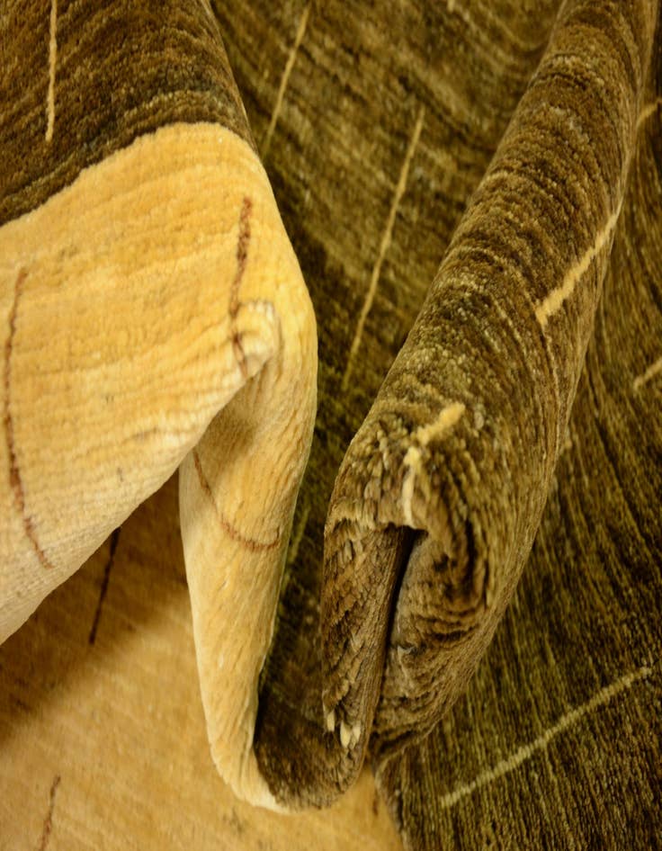 Detail image of  4' 11 x 6' 5  Hand Knotted Modern Ziegler Oriental Rug