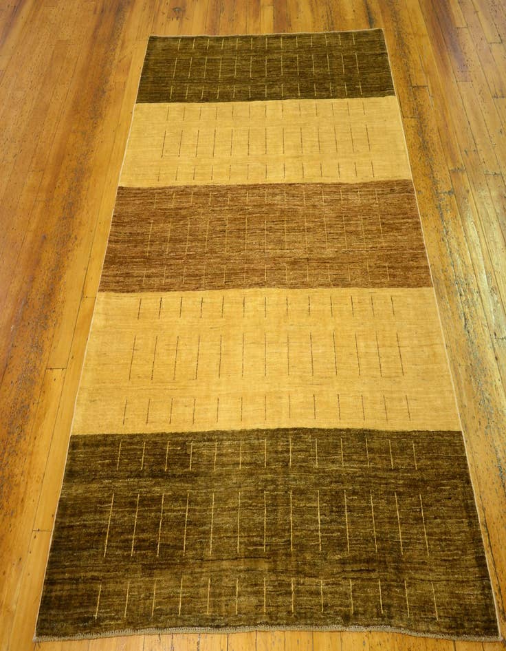 Detail image of  4' 11 x 6' 5  Hand Knotted Modern Ziegler Oriental Rug