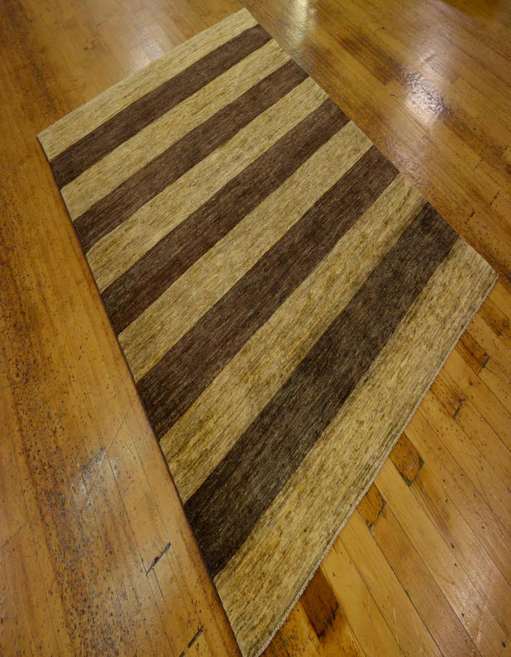 Detail image of  4' 9 x 6' 4  Hand Knotted Modern Ziegler Oriental Rug