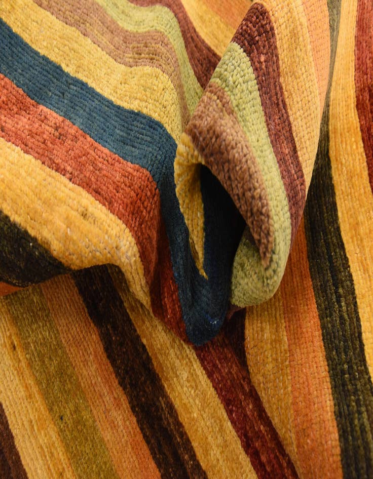 Detail image of  5' x 6' 5  Hand Knotted Modern Ziegler Rug