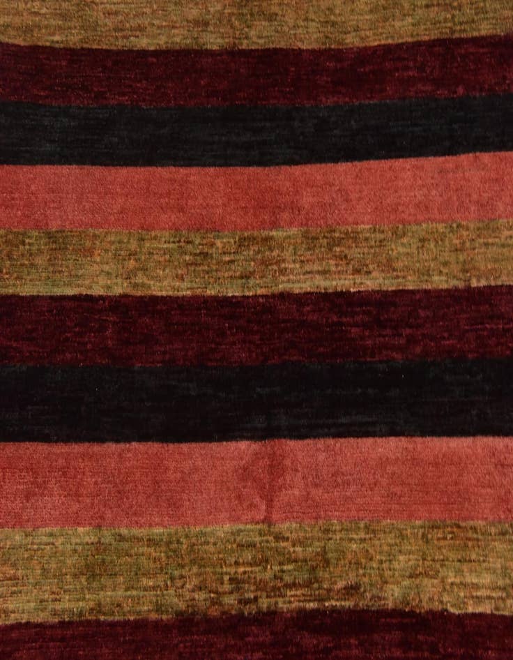 Detail image of  4' 9 x 6' 6  Hand Knotted Modern Ziegler Oriental Rug