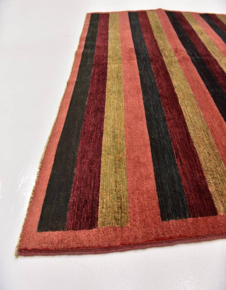 Detail image of  4' 9 x 6' 6  Hand Knotted Modern Ziegler Oriental Rug