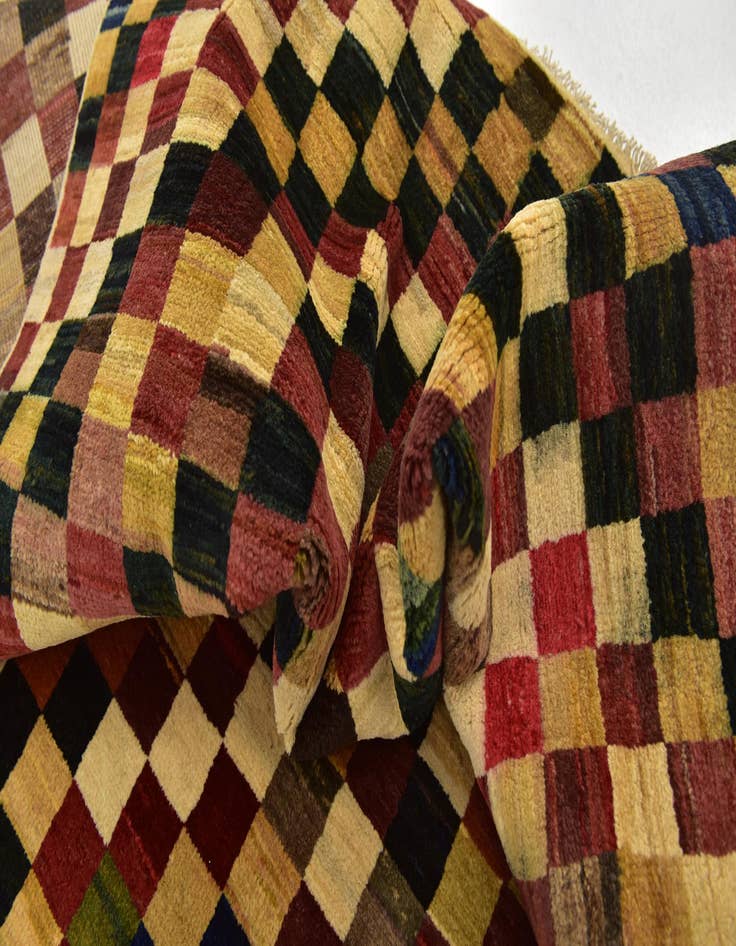 Detail image of  5' 2 x 6' 6  Hand Knotted Modern Ziegler Rug