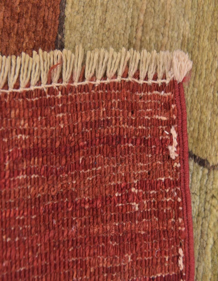 Detail image of  5' 3 x 6' 4  Hand Knotted Modern Ziegler Rug