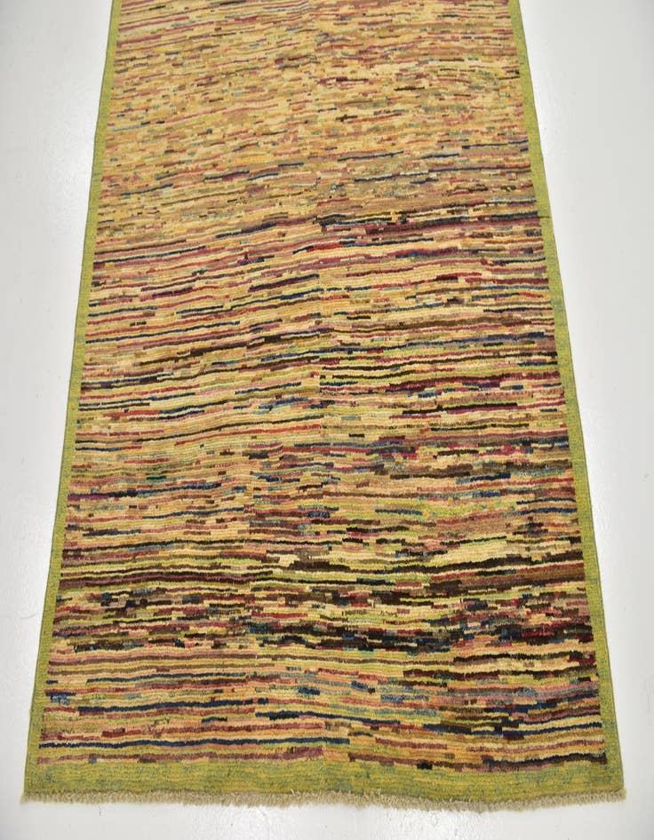 Detail image of  4' 9 x 6' 9  Hand Knotted Modern Ziegler Rug