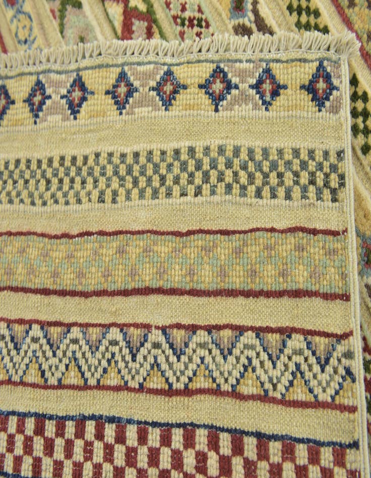 Detail image of  2' 9 x 4'  Hand Knotted Modern Ziegler Oriental Rug