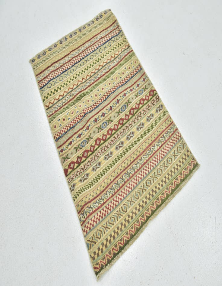 Detail image of  2' 9 x 4'  Hand Knotted Modern Ziegler Oriental Rug