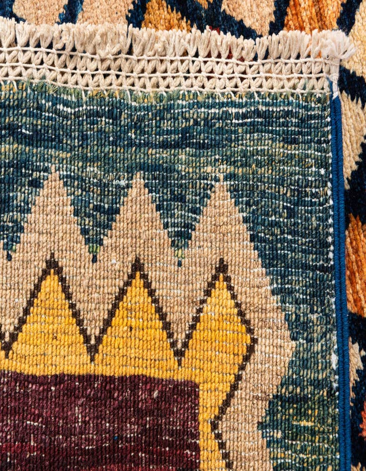 Detail image of  5' 1 x 6' 2  Hand Knotted Modern Ziegler Wool Rug