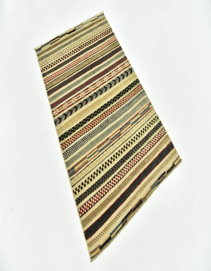 Detail image of  3' 1 x 4' 10  Hand Knotted Modern Ziegler Rug