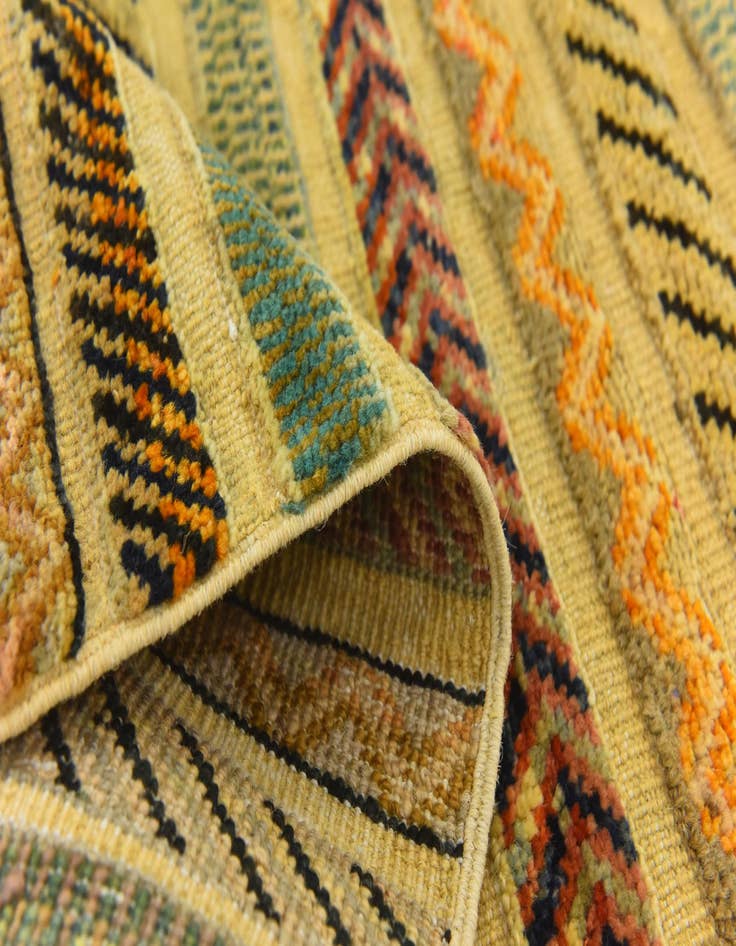 Detail image of  4' 8 x 6' 3  Hand Knotted Modern Ziegler Rug