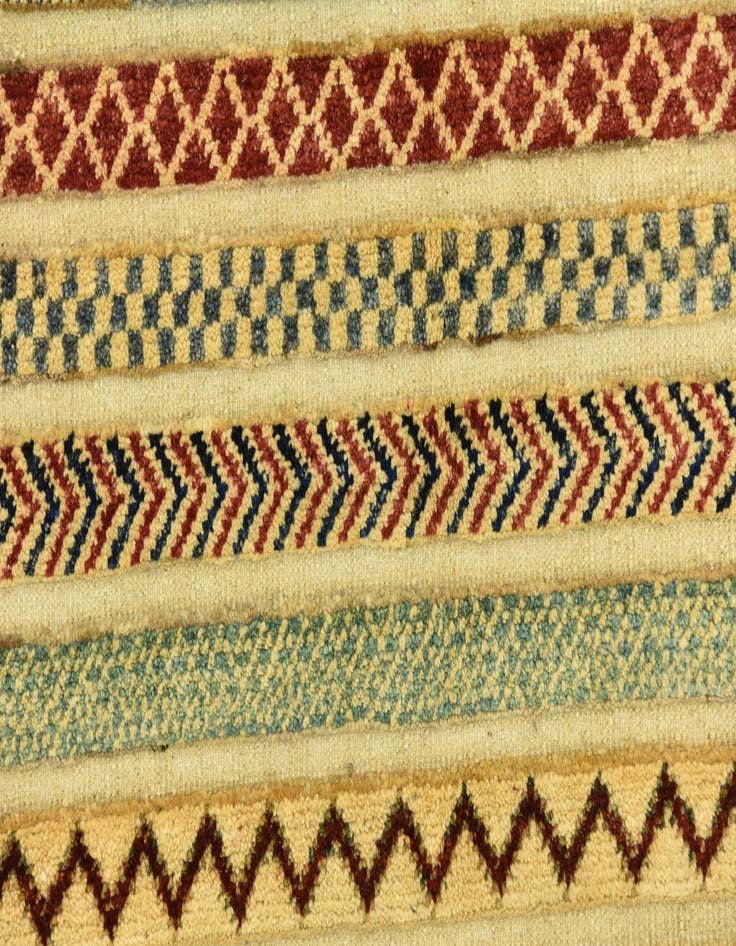 Detail image of  6' 8 x 9' 10  Hand Knotted Modern Ziegler Rug