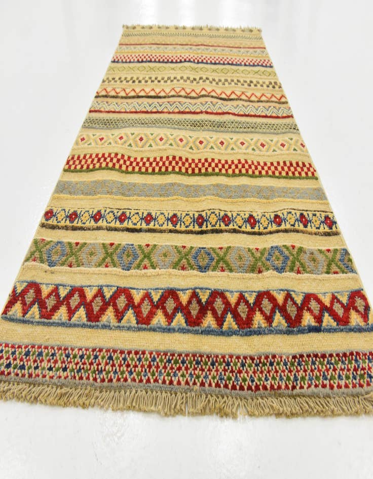 Detail image of  2' 6 x 4' 2  Hand Knotted Modern Ziegler Rug