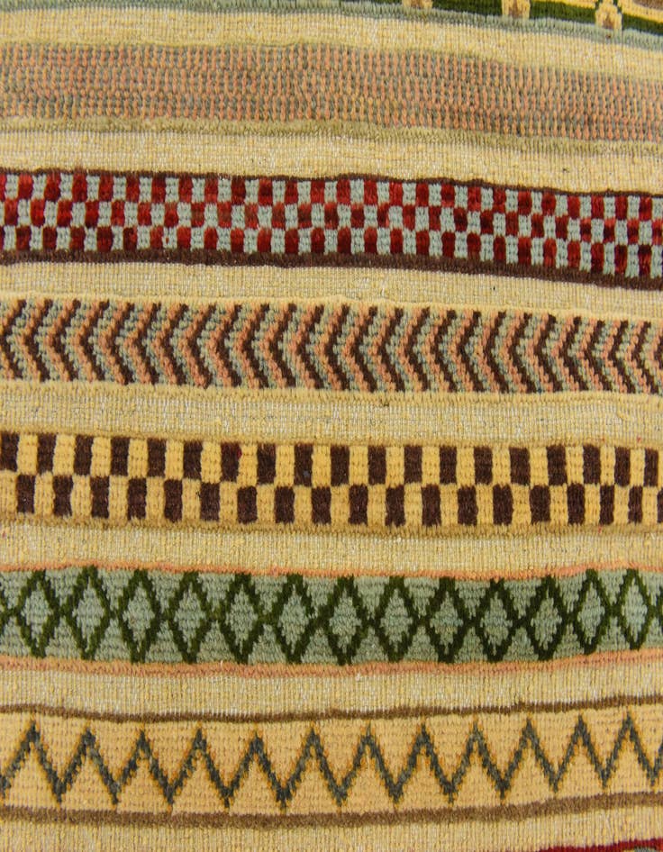 Detail image of  2' 9 x 3' 11  Hand Knotted Modern Ziegler Rug