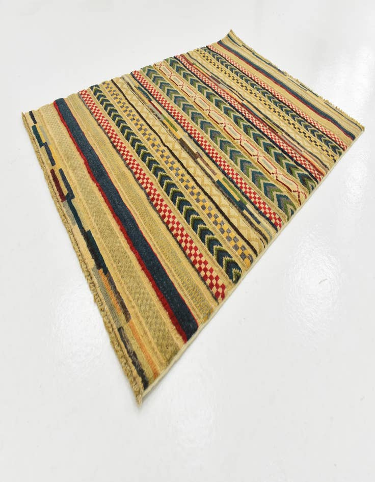 Detail image of  2' 9 x 4' 1  Hand Knotted Modern Ziegler Rug