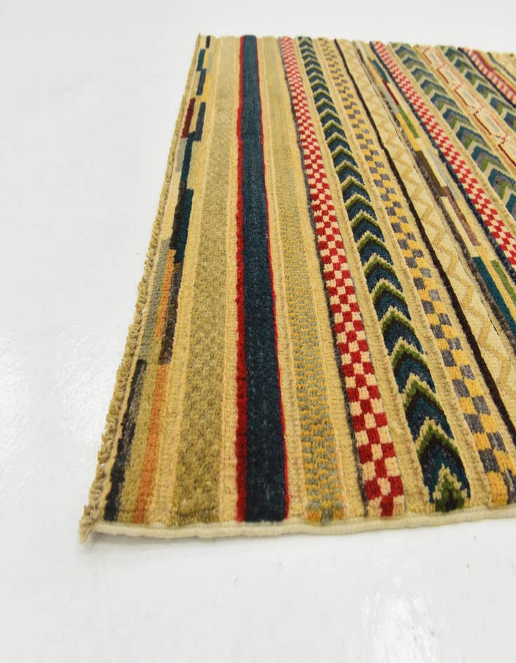 Detail image of  2' 9 x 4' 1  Hand Knotted Modern Ziegler Rug