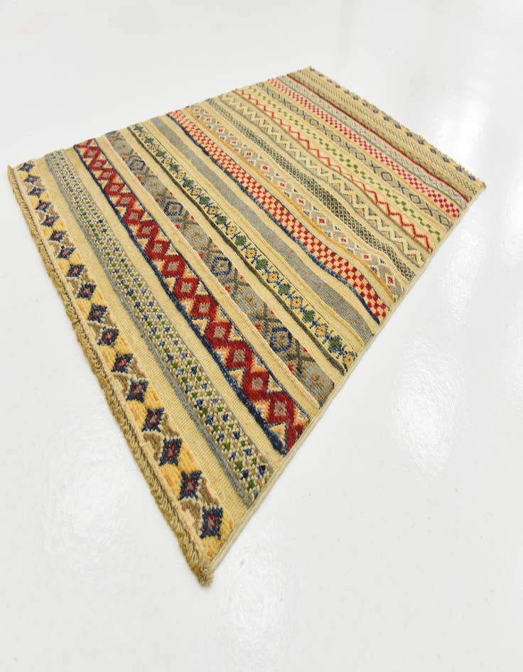 Detail image of  2' 7 x 4' 1  Hand Knotted Modern Ziegler Rug