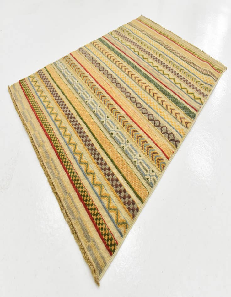 Detail image of  2' 8 x 4'  Hand Knotted Modern Ziegler Rug