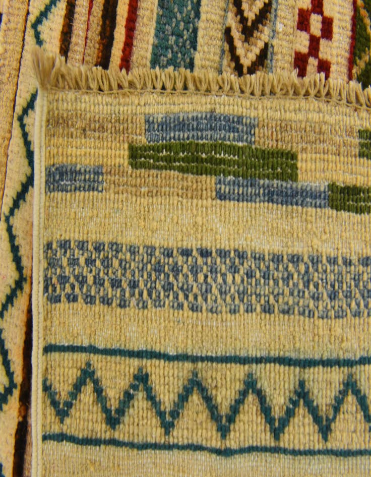 Detail image of  2' 8 x 4'  Hand Knotted Modern Ziegler Rug