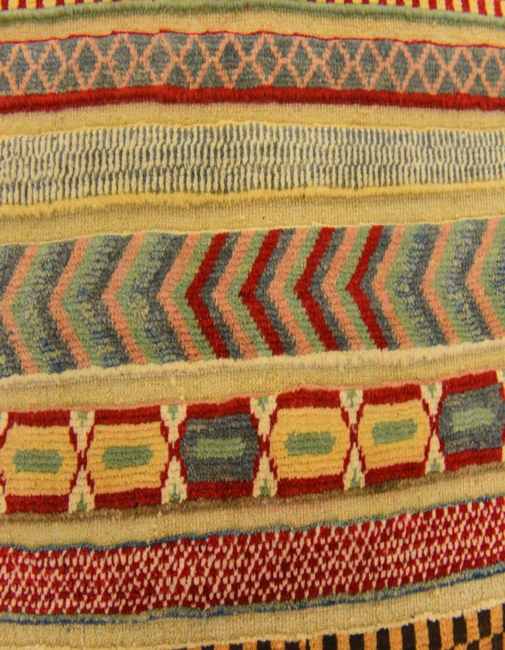 Detail image of  2' 8 x 3' 11  Hand Knotted Modern Ziegler Rug