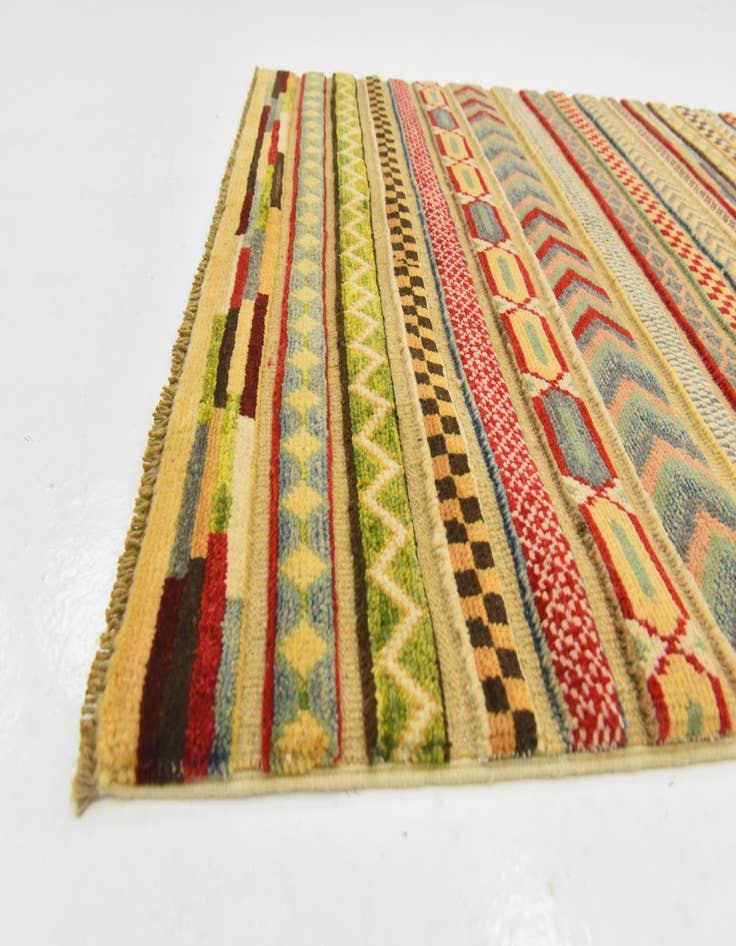 Detail image of  2' 8 x 3' 11  Hand Knotted Modern Ziegler Rug