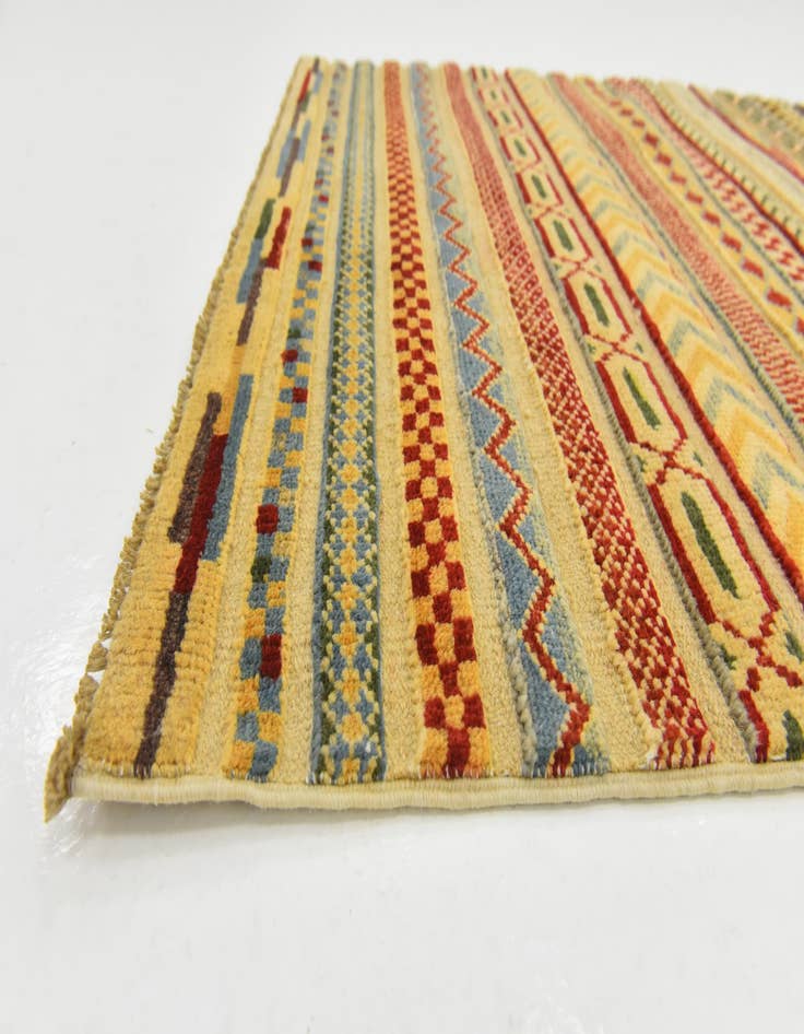 Detail image of  2' 9 x 4'  Hand Knotted Modern Ziegler Rug